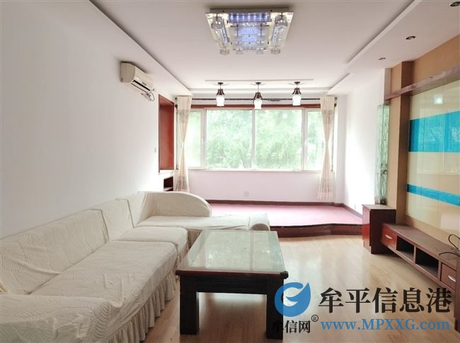 锦秀豪庭电梯二楼90平两室出租